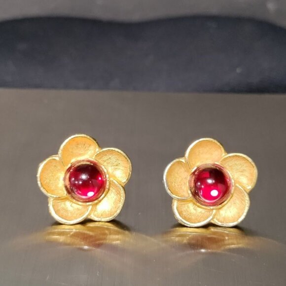 Vintage MMA Gold Plated Red Ruby Stone Flower Stud Earrings - Picture 1 of 7
